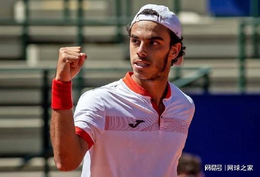 冠三冠王 冠三冠王